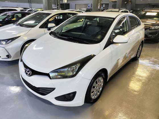 HYUNDAI HB20S 1.6 COMFORT PLUS 16V FLEX 4P MANUAL